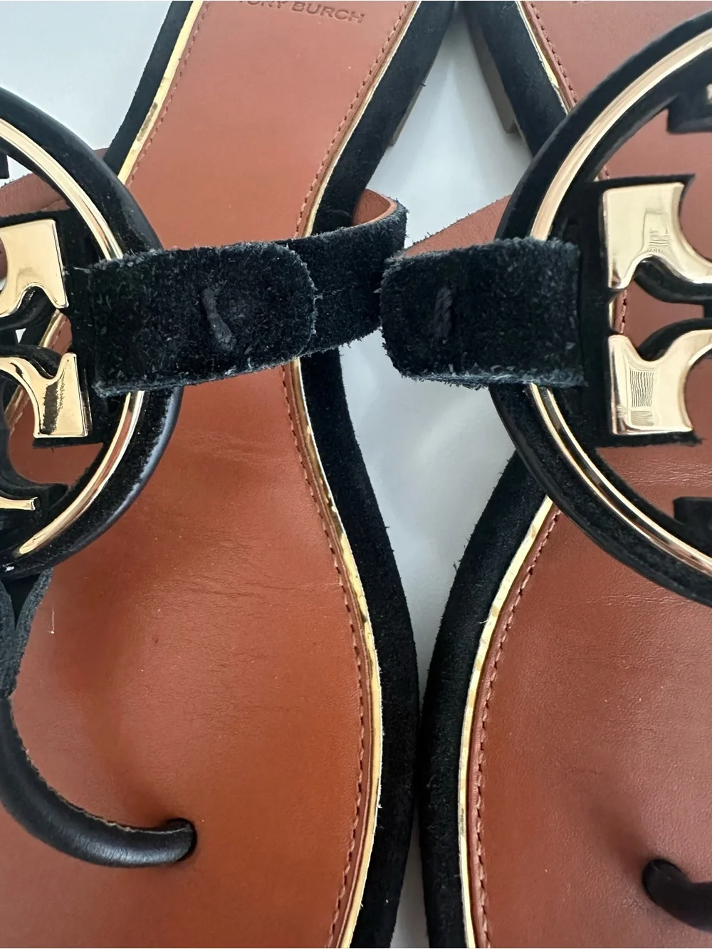 Tory Burch Miller Suede Sandals Black Gold Logo Thong Size 8